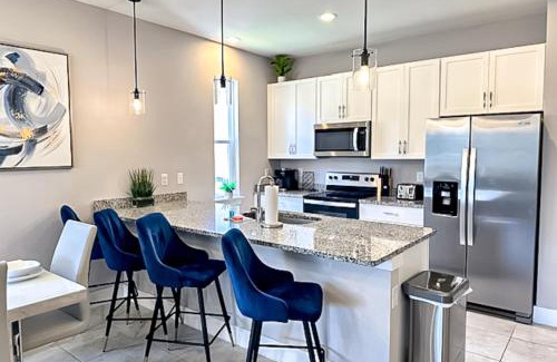 Kissimmee House | Enchanted on Arisha