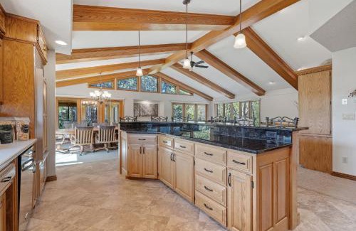 Sauk Rapids Villa | Enchanted Pines