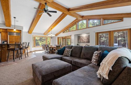Sauk Rapids Villa | Enchanted Pines