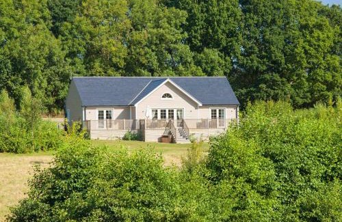 Pattiswick House | Endymion Lodge