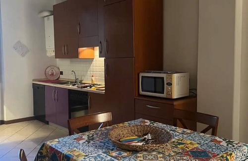 Mantua Apartment | Energetic apartments2 Walking distance to downtown Mantua and convenient to services
