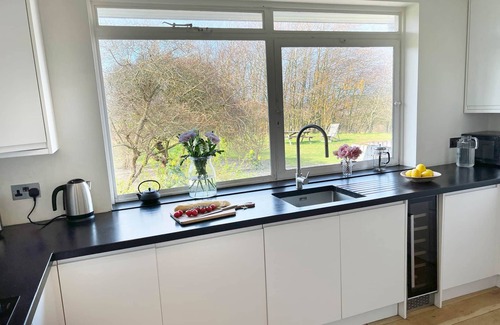 Sible Hedingham House | English Countryside Retreat: Sleeps 10