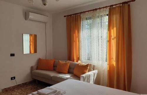 Lezhe Villa | Eni's Villa, 5km From Shengjini Beach