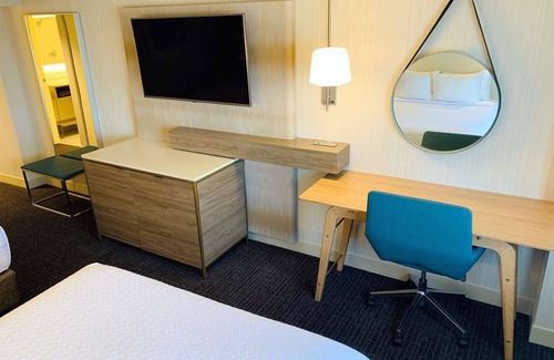 Downtown Columbus Hotel | Enjoy a Hassle-Free and Suiting Stay! 2 Modern Units, Pet-Friendly!