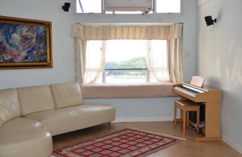 Islands District Apartment | Enjoy a peaceful, resort-style retreat in scenic Discovery Bay!