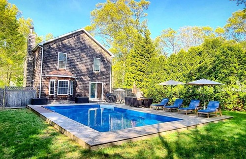 Springs House | Enjoy A Relaxing Hamptons Vacation In Our Comfortable, Light-Filled Home!