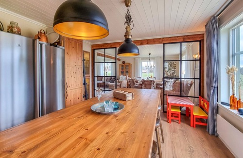 Floby House | Enjoy being close to nature on vacation in this comfortable and spacious vacation home.