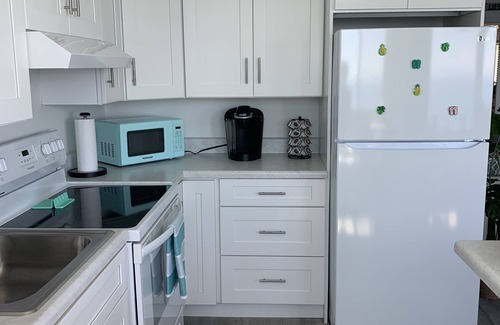 Bolongo Bay Condo | Enjoy Sunsets at Fully Renovated Oceanfront Condo