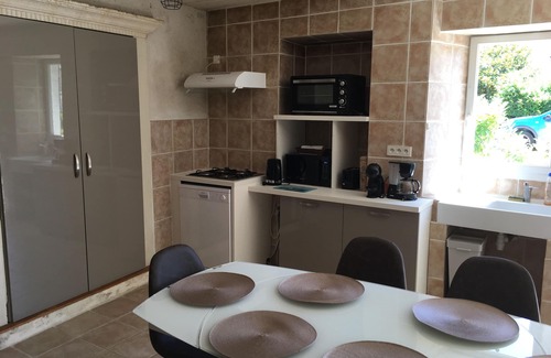 La Courade House | Enjoy the peace and quiet at Gîtes le Cheval noir, Swimming pool, sleeps 14, 4 bathrooms