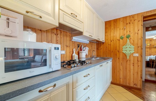 Saint-Nicolas Apartment | Enjoy this wellness oasis with a magnificent panoramic view of the mountains.