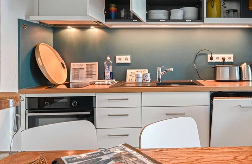 Waggershausen Apartment | Enjoy together: spacious apartment, familiar, cozy