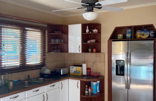 Alto Vista House | Enjoy use of a Ford Escape during your stay at the Canuku House