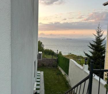 Yalova Apartment | Enjoy your home with a sea view