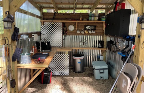 Negley Cabin | Enjoyable 2-bed cabin in Negley