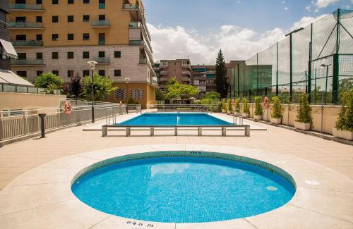 Figares Apartment | EnjoyGranada LUJO Piscina y Parking