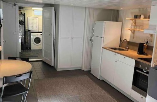 Jonkoping Apartment | Enkelt boende med närhet till centrala Jönköping.