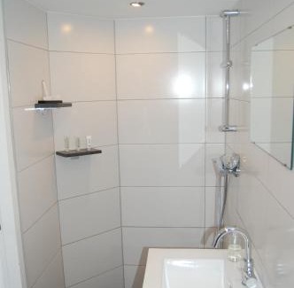 Lasonder-Zeggelt House | Ensche-Day Inn