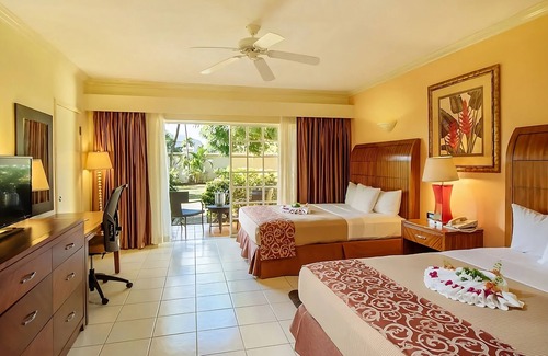 Rodney Bay Hotel | Ensuring a Very Comfortable & Memorable Stay! Free Parking, Outdoor Pool