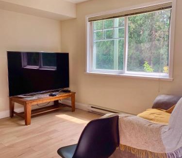 Port Coquitlam Apartment | Entire 1Bed 1Bath Suite Coquitlam Centre