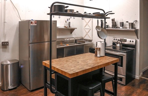Old West Side House | Entire 2nd Floor Loft Located Downtown Ann Arbor Near UofM Stadium.