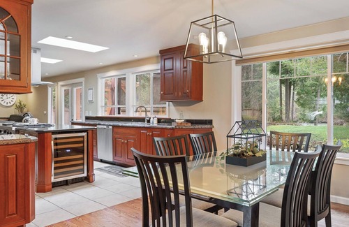 Tanner House | Entire 3 Bedroom Home On The Snoqualmie River