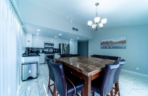 Paradise House | Entire 4 Beds Home With Pool, 10 Minutes From The Strip