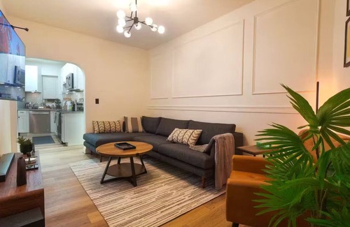 Revere Apartment | Entire apartment, Boston in 14min, Beach in 4min!