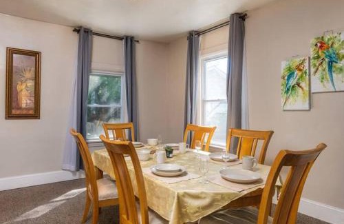 North End House | Entire house 3 bedroom Twin Cities, Specious, Entire House, AC
