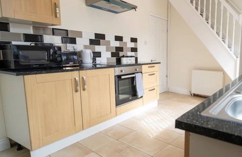 Birkenhead House | Entire House-Merseyside-Liverpool