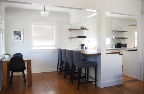 University Heights House | Entire House * Modern Bungalow * Excellent Location