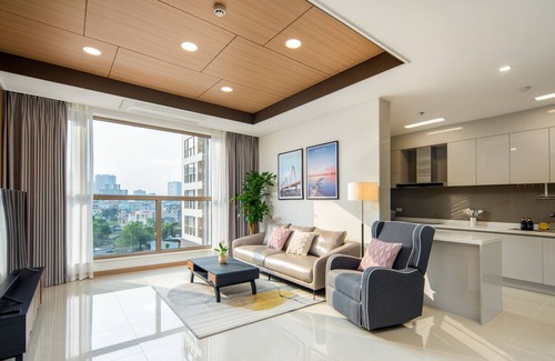 Bac Tu Liem Apartment | Entire spacious city-view apartment surrounded by local amenities.