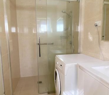 East Lindfield House | Entire Studio Guesthouse in East Lindfield