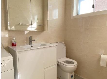 East Lindfield House | Entire Studio Guesthouse in East Lindfield