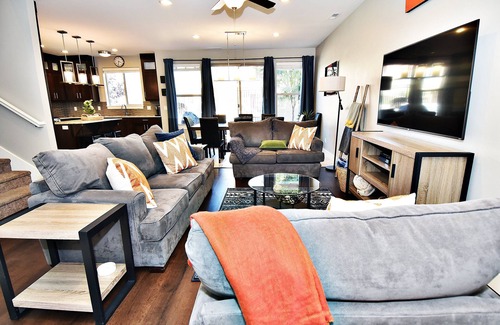 Moab House | Entrada at Moab 428 and 432 | Townies | Pool/Spa | Garage | Same Day Booking