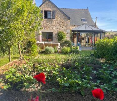 Montfarville Bed & Breakfast | Entre terre et mer