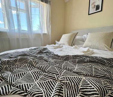 Syon Apartment | Enyo House Brentford London