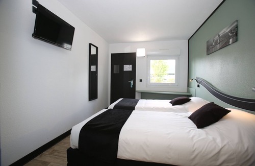 Mainvilliers Hotel | Enzo Hotels Chartres Mainvilliers By Kyriad Direct