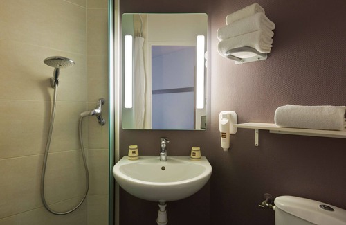 Frouard Hotel | Enzo Hotels Nancy Frouard by Kyriad Direct