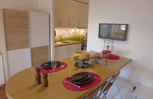 Lens Apartment | Eperon B 22 by Interhome