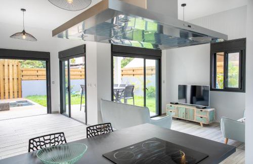 La Saline Les Bains Villa | Epicure
