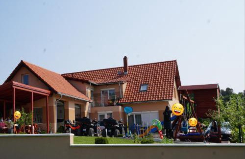 Epleny Apartment | Eplényi Apartmanház