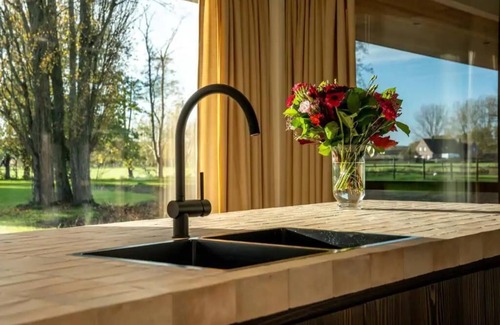 Beernem House | Equilodge 't Blommeke - Reconnect with naturen