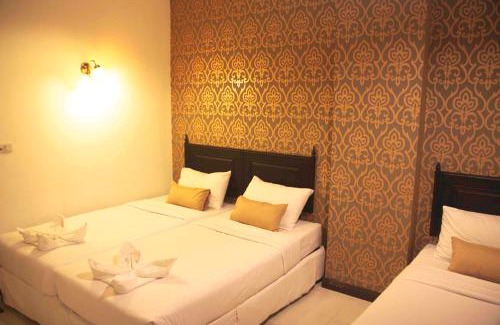 Chana Songkhram House | Erawan House