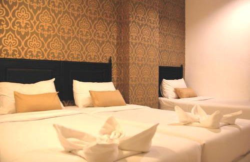 Chana Songkhram House | Erawan House