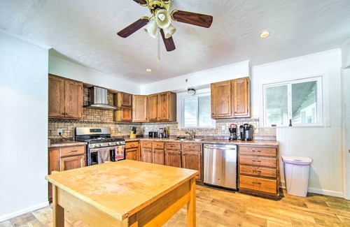 Erie House | 'Eriesistable Place' ~ 4 Mi to Downtown!