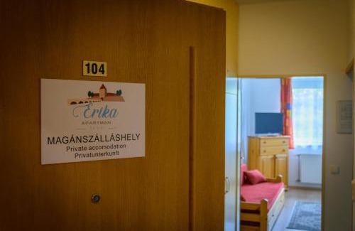 Sarvar Apartment | Erika Apartman