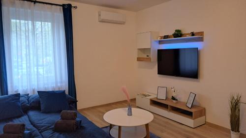 Dunaujvaros Apartment | Erkel Apartman