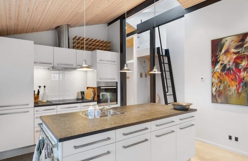 Østerskov House | "Erlinda" - 600m from the sea by Interhome