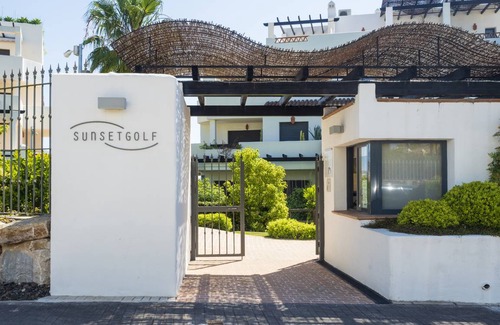 New Golden Mile Apartment | 80 m² Apartment ∙ 2 bedrooms ∙ 6 guests