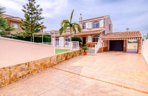 Benifayo Villa | 220 m² Villa ∙ 4 bedrooms ∙ 10 guests